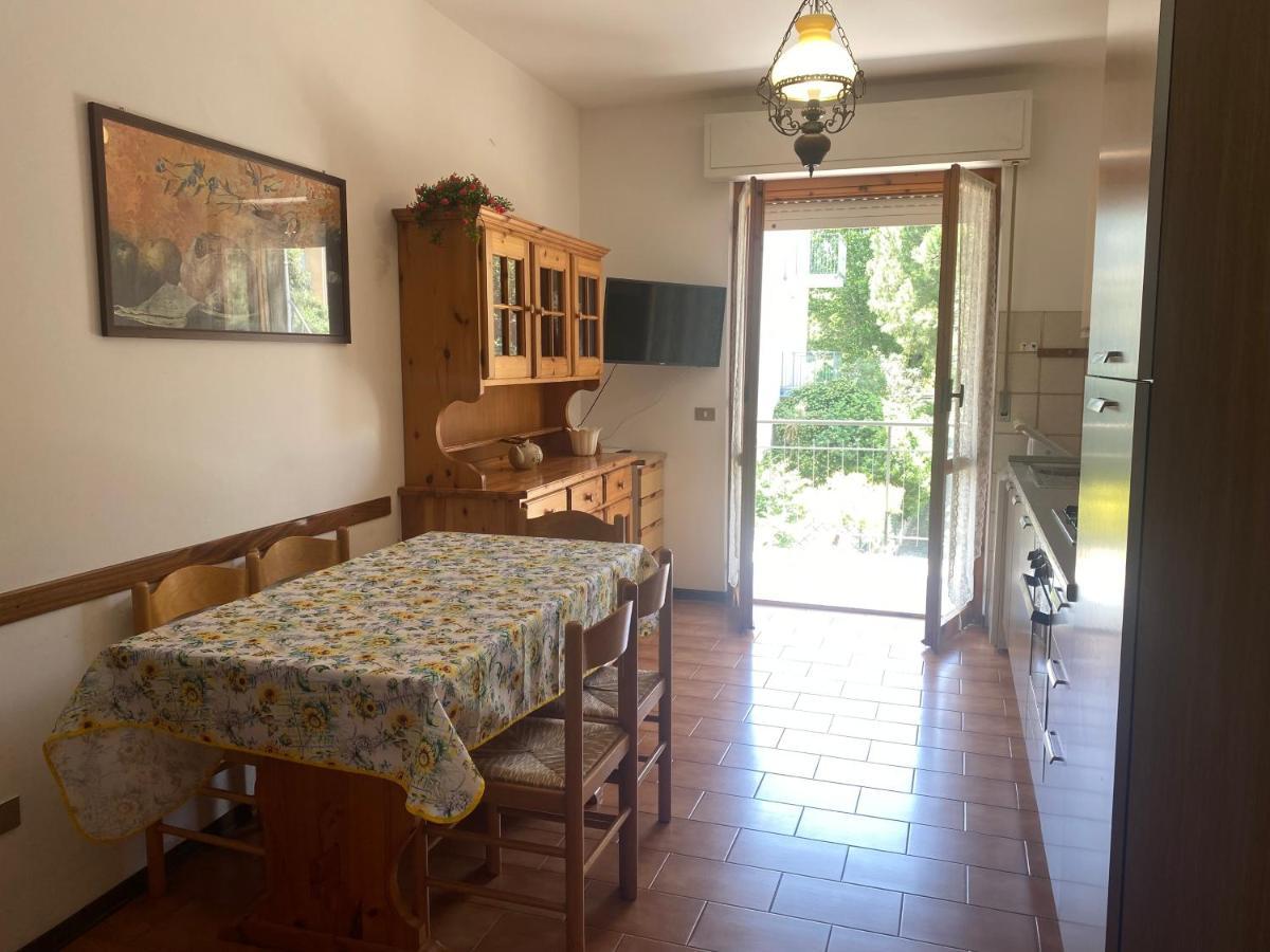 Via Pesaro A/C Appartement Marcelli Buitenkant foto