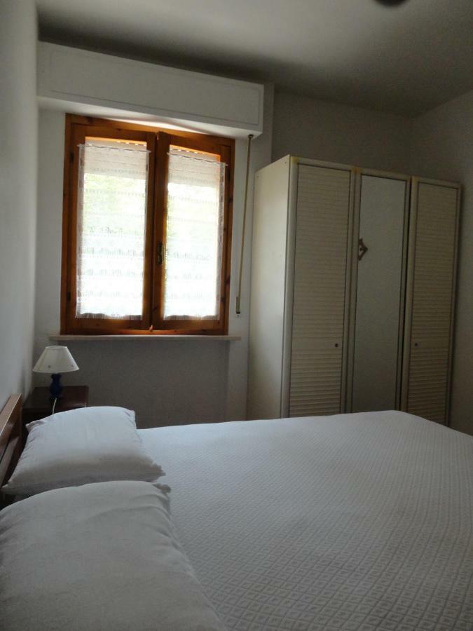Via Pesaro A/C Appartement Marcelli Buitenkant foto